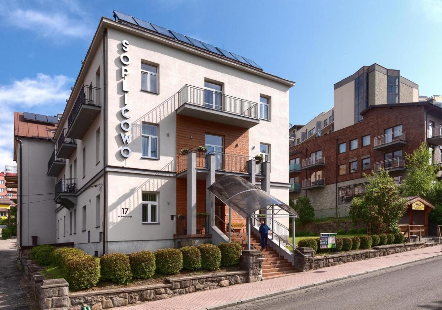 Soplicowo Hotell Krynica-Zdrój Exteriör bild