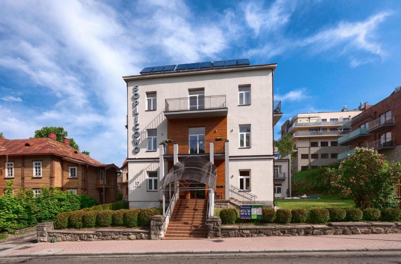 Soplicowo Hotell Krynica-Zdrój Exteriör bild