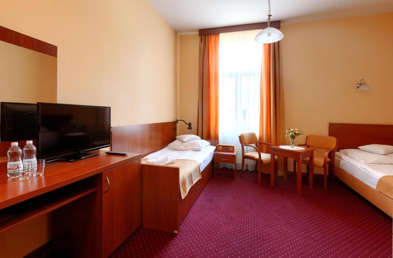 Soplicowo Hotell Krynica-Zdrój Exteriör bild